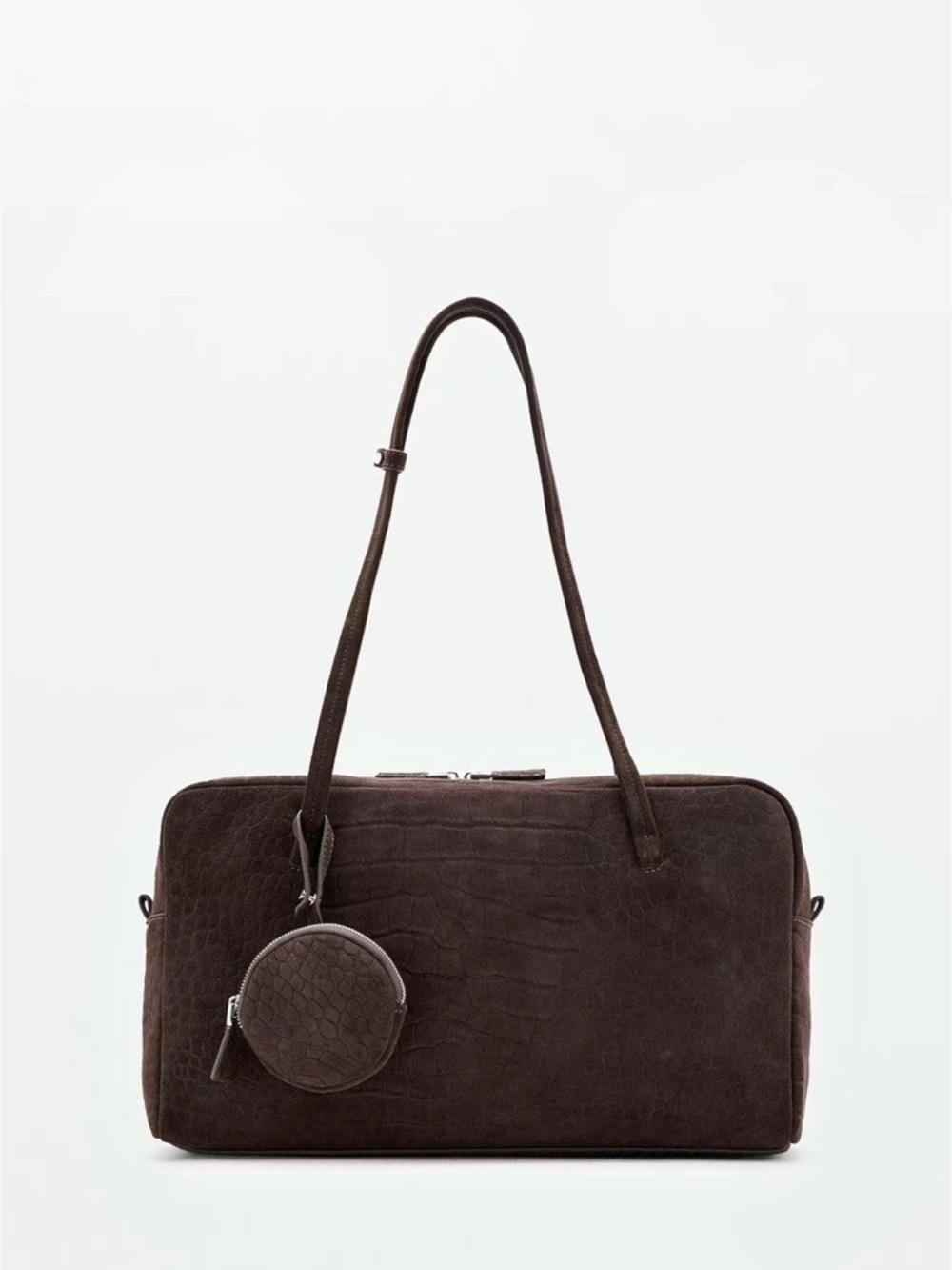 MEDIUM SUEDE BOWLING BAG
100% cow leather. Suede. Medium size. Bowling style.